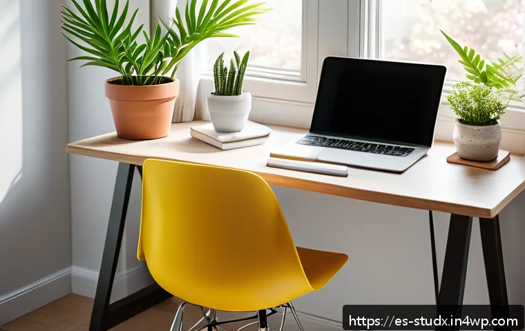 비대면 학습에서의 진도 관리 방법 - A bright and organized home study space designed for maximum productivity, featuring a small dedicat...